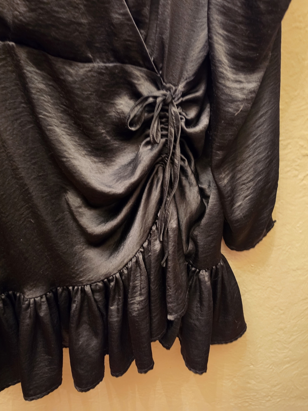 Steve Madden Black Satin Faux Wrap Ruched Mini Dress Ruffle Hem L - Picture 2 of 14